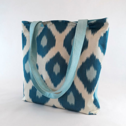 tote mujer ikat azul y crema