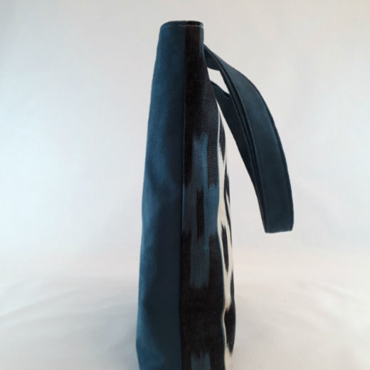 tote mujer ikat azul oscuro lateral